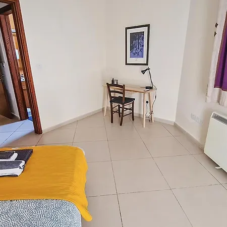Estea ● Coral Tree In Villa
